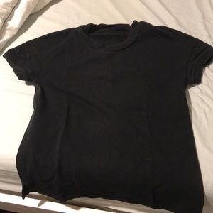 Black Lululemon shirt